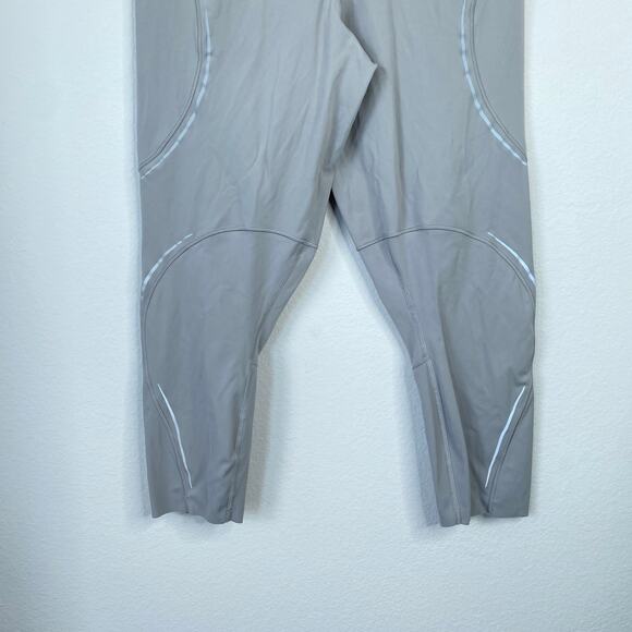 LULULEMON Base Pace High-Rise Reflective Crop 23" Gull Grey Size 12 Athletic Run - Picture 8 of 9